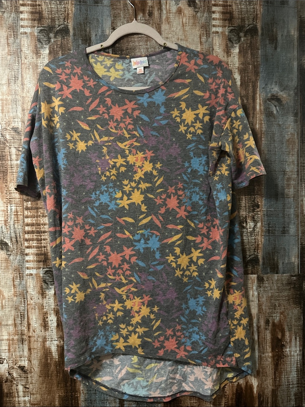 LuLaRoe Gray Floral Short Sleeve Crewneck Tee with Yellow, Blue & Orange Print